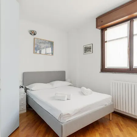 Guesthost - Chiesa Rossa Comfy * Milan