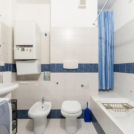 Apartman Guesthost - Chiesa Rossa Comfy *